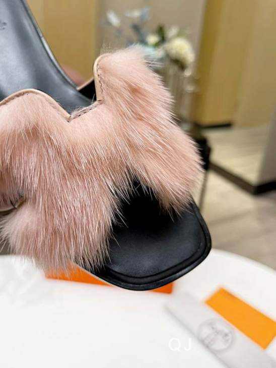 Picture of Hermes Slippers _SKUHermessz35-40XJ01411682